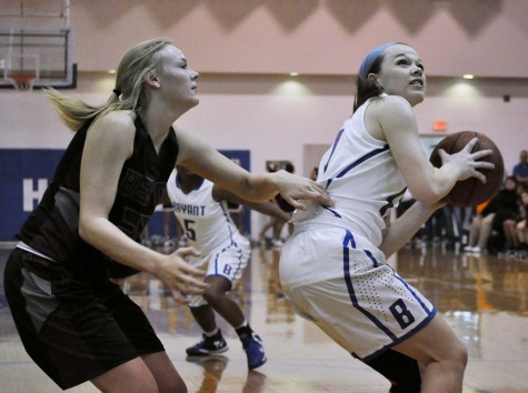 Senior Logan Davis | brooke lasley photo