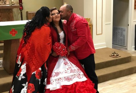 Traditions and Baile