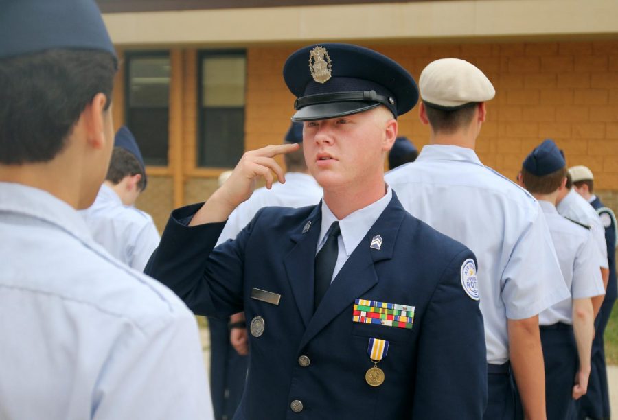 ROTC Students Attend Cadet Leadership Course
