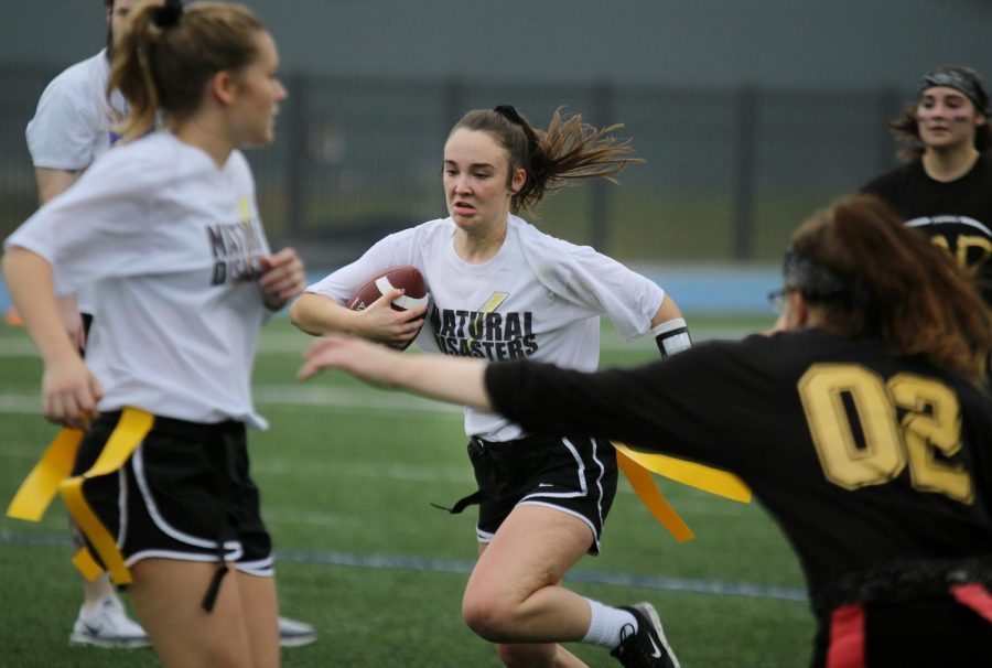 Senior Lauren Brantley runs with the ball.